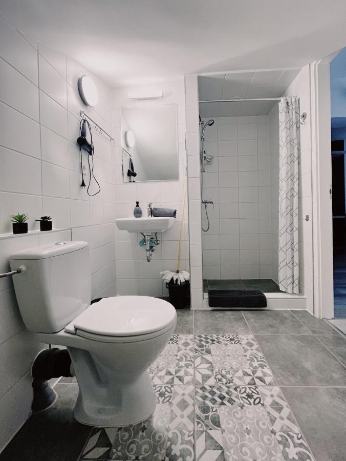 Tramini Apartmanok Eger Exteriör bild