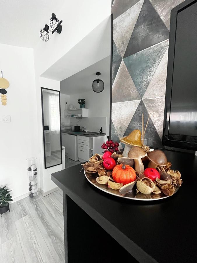 Tramini Apartmanok Eger Exteriör bild